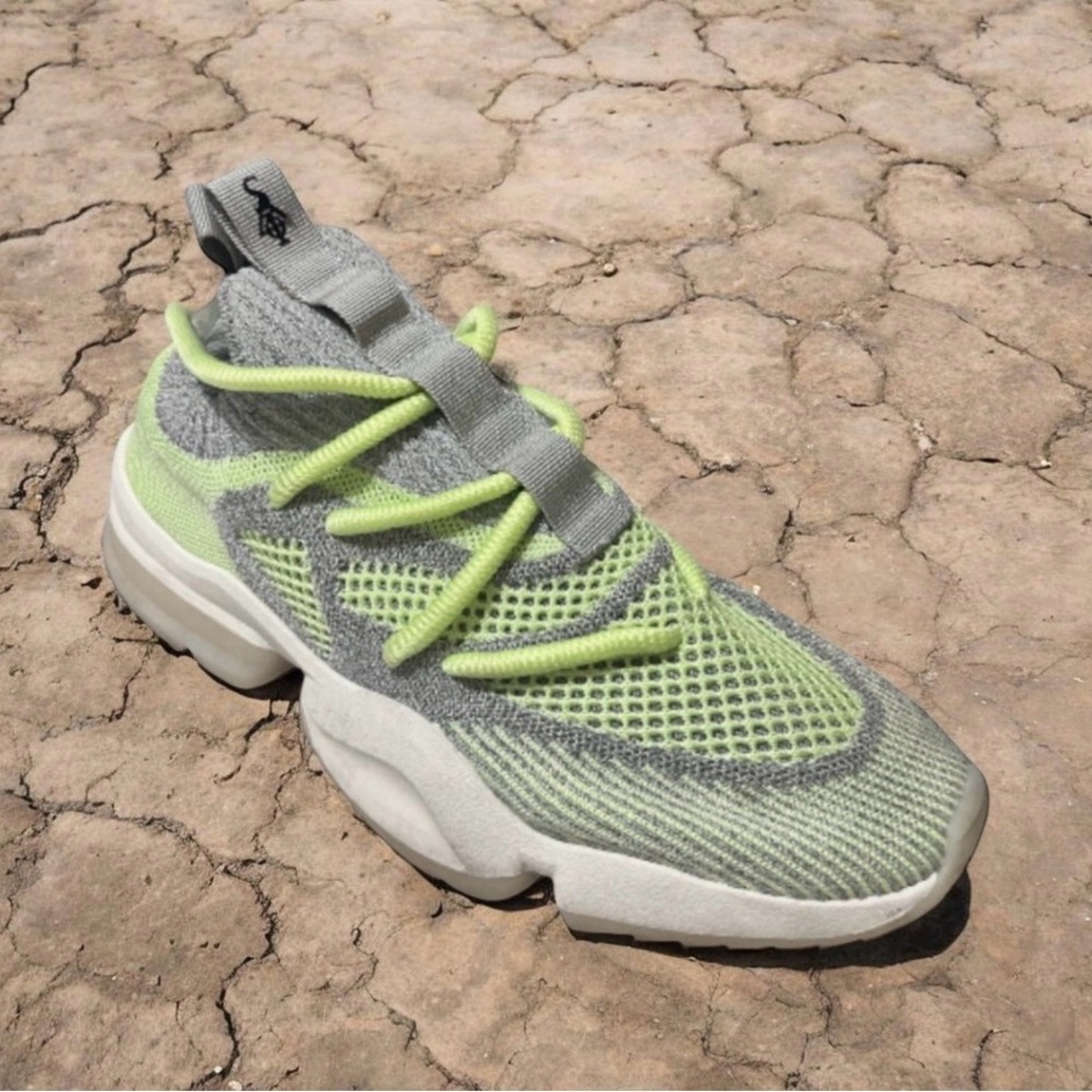 Sia Collective CV 0.02 "Ultimate Slime Glow" Vultures Sneakers sz 10